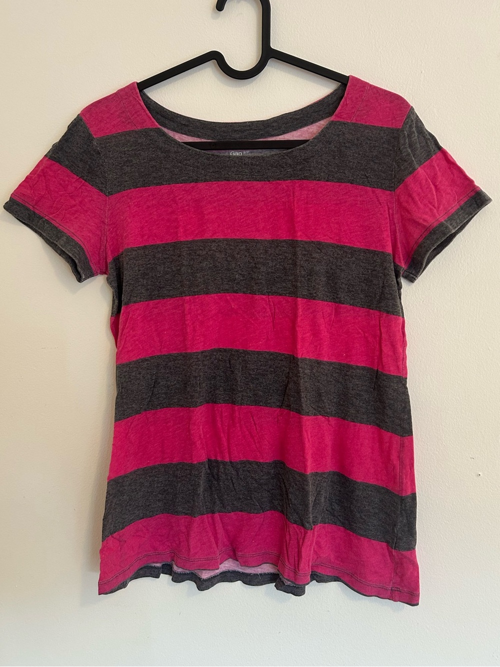 Gap pink and grey stripped T-Shirt